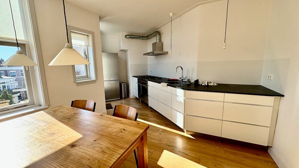Medium property photo - Vondelstraat, 2513 EW The Hague